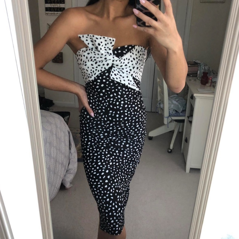 Topshop strapless dress size 8 polka dot bodycon cocktail midi black and white